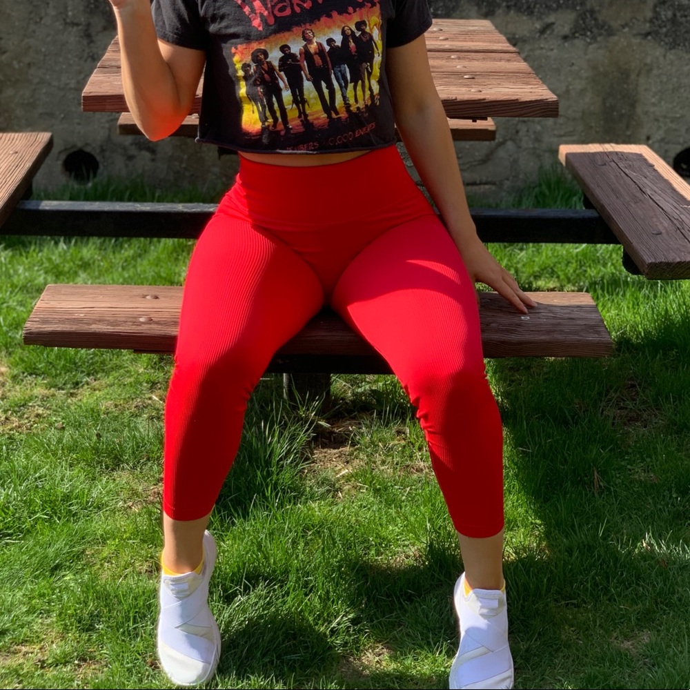 Red Victoria’s Secret leggings